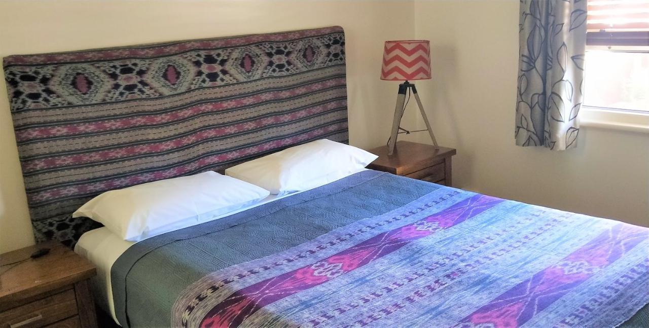 Northern Arts Hotel Касълмейн Екстериор снимка