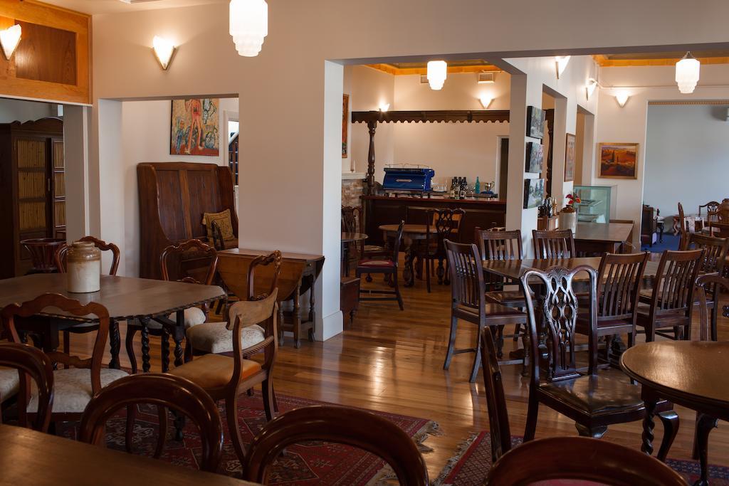 Northern Arts Hotel Касълмейн Екстериор снимка